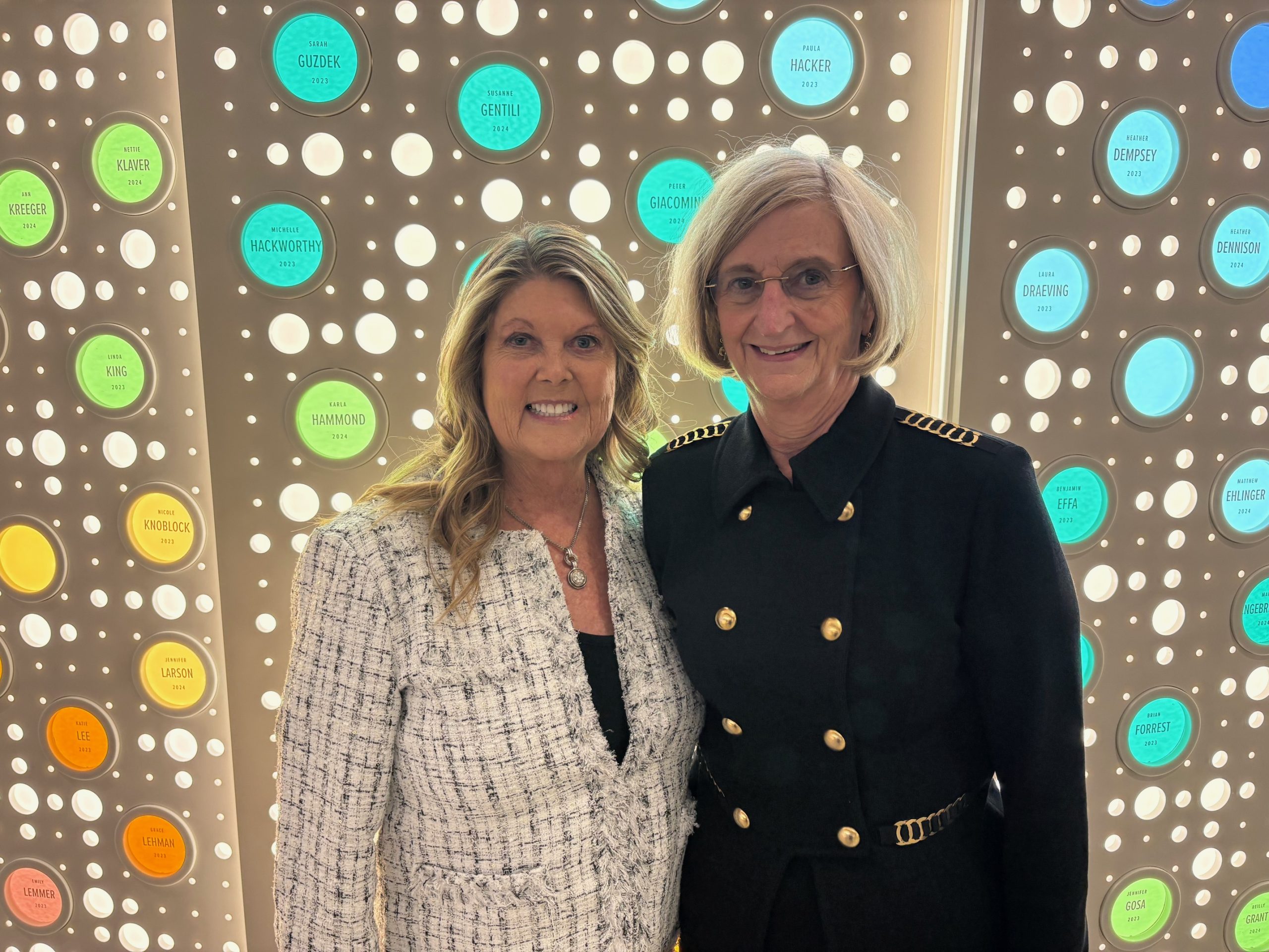 Mary Baliker, 2025 Lisa Schaffner Community Advocate Award winner, attending Kidney Week