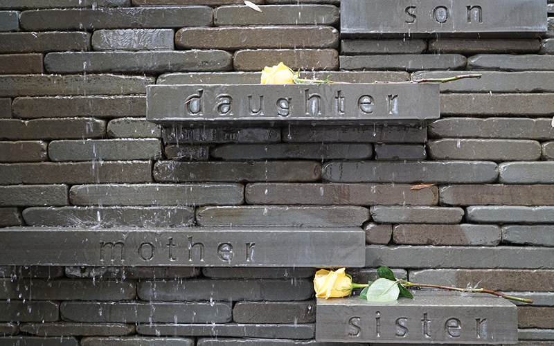 UNOS National Donor Memorial - Wall of Tears