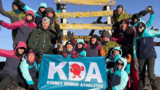 22 Kidney donors celebrate their climb of Mt. Kilimanjaro